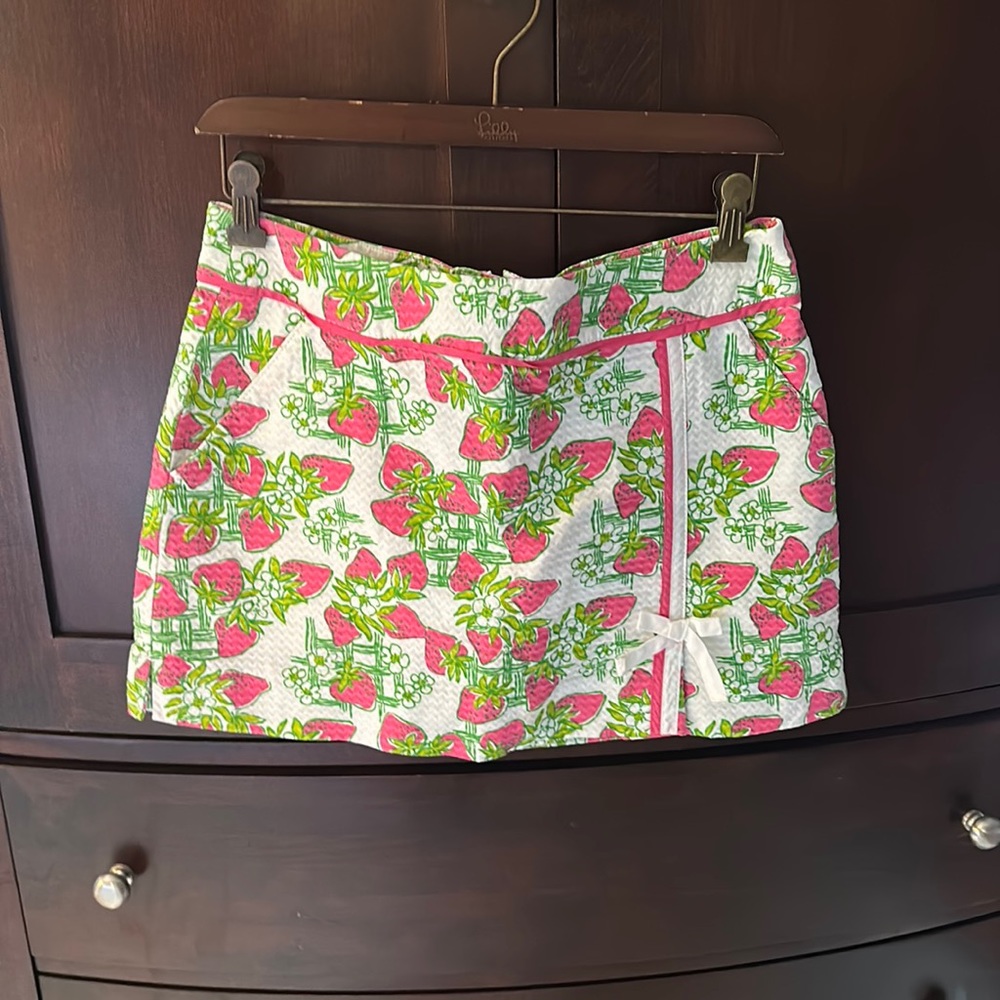 Lilly Pulitzer Skort in crème fraîche!